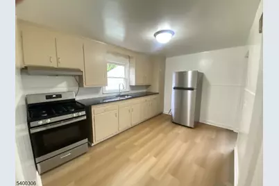 1598 Front St, Scotch Plains Township, NJ 07076 - Photo 5