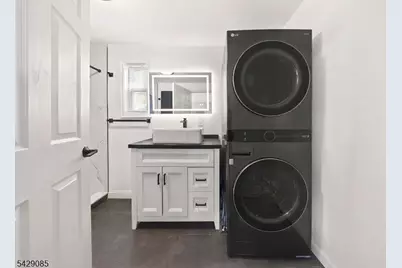 71 Spring St, Nutley, NJ 07110 - Photo 13