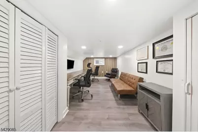 71 Spring St, Nutley, NJ 07110 - Photo 23