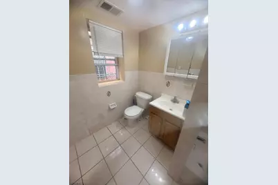 26 Lisa Ct, Newark, NJ 07112 - Photo 5