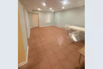 26 Lisa Ct, Newark, NJ 07112 - Photo 11