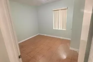 26 Lisa Ct, Newark, NJ 07112 - Photo 7