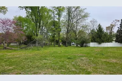 397 Newark Pompton Tpke, Pequannock Township, NJ 07444 - Photo 5