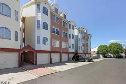 566 Pennsylvania Ave #E1, Elizabeth, NJ 07201 - Photo 3