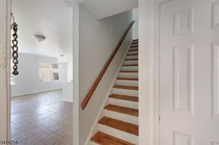 566 Pennsylvania Ave, Elizabeth, NJ 07201 - Photo 11