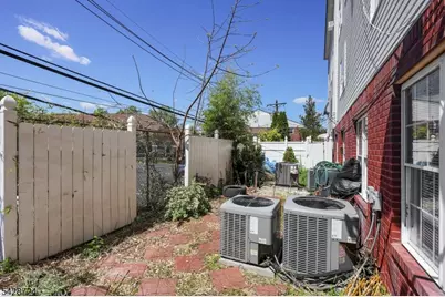 566 Pennsylvania Ave #E1, Elizabeth, NJ 07201 - Photo 23