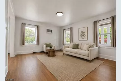 312 Rochelle Ave, Rochelle Park Township, NJ 07662 - Photo 7