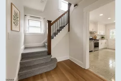 312 Rochelle Ave, Rochelle Park Township, NJ 07662 - Photo 5