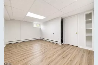 312 Rochelle Ave, Rochelle Park Township, NJ 07662 - Photo 15