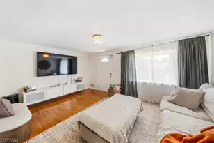 10 Hillcrest Terrace, Linden, NJ 07036 - Photo 5