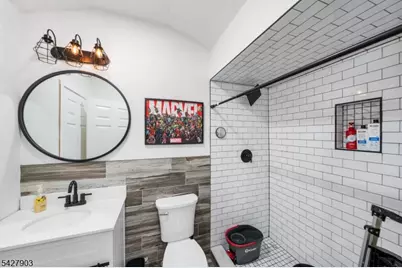 10 Hillcrest Ter, Linden, NJ 07036 - Photo 13