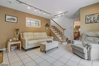 40 Catherine Ct, Cedar Grove, NJ 07009 - Photo 21