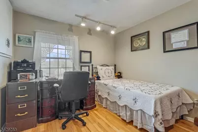 40 Catherine Ct, Cedar Grove, NJ 07009 - Photo 27