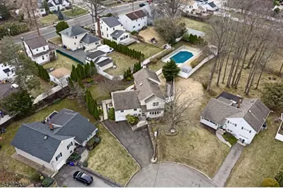 40 Catherine Ct, Cedar Grove, NJ 07009 - Photo 35