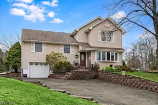 40 Catherine Ct, Cedar Grove, NJ 07009 - Photo 1