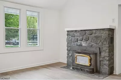 223 Waconia Rd, Vernon, NJ 07422 - Photo 7