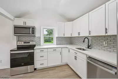 223 Waconia Rd, Vernon, NJ 07422 - Photo 11