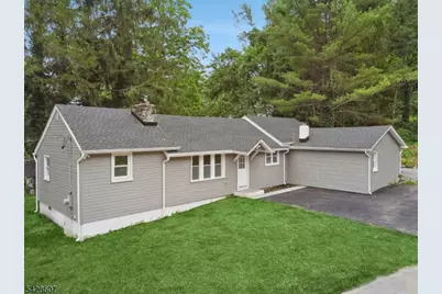 223 Waconia Rd, Vernon, NJ 07422 - Photo 1