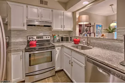 11 Tory Court, Bedminster Township, NJ 07921 - Photo 5