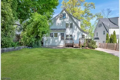 18 Evergreen Pl, Maplewood, NJ 07040 - Photo 29