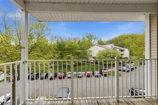 26 Brookside Ln, Mount Arlington, NJ 07856 - Photo 7