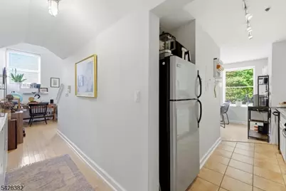 5 Center Ave #9, Morris Township, NJ 07960 - Photo 9