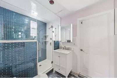 748 Livingston Rd, Elizabeth, NJ 07208 - Photo 29