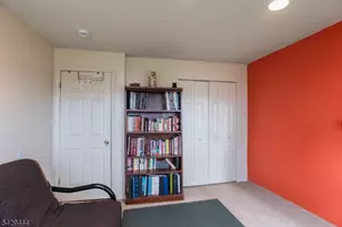 89 Vaughan Dr, Newark, NJ 07103 - Photo 15