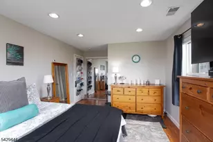 89 Vaughan Dr, Newark, NJ 07103 - Photo 17