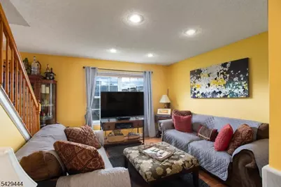 89 Vaughan Dr #89, Newark, NJ 07103 - Photo 3