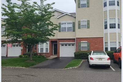 32 Allister Ct, Lincoln Park, NJ 07035 - Photo 3