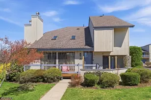 9 Talbot St, Franklin Township, NJ 08873 - Photo 1