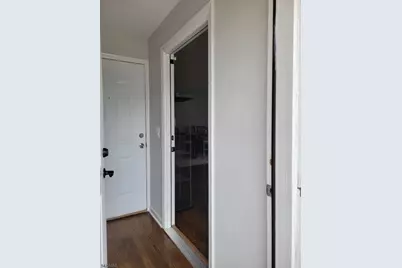 212 N Walnut St, East Orange, NJ 07017 - Photo 3