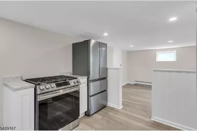 21 Market St, Edison, NJ 08817 - Photo 31