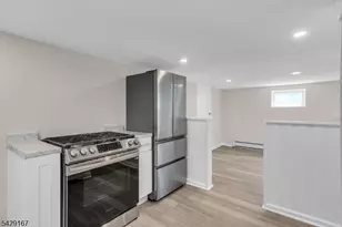 21 Market St, Edison Twp., NJ 08817 - Photo 31