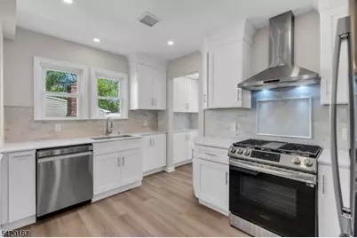 21 Market St, Edison, NJ 08817 - Photo 15