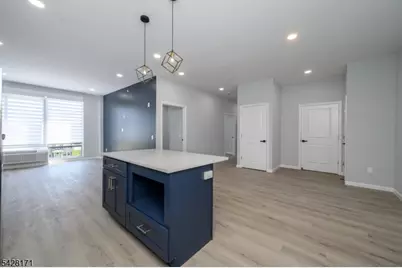 202-208 W 7th St #2F, Plainfield, NJ 07060 - Photo 7