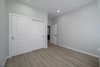 202-208 W 7th St #2F, Plainfield, NJ 07060 - Photo 11