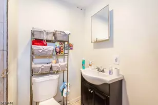 346 S 20th St, Newark, NJ 07103 - Photo 11