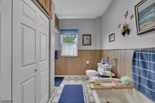 17 E Church St, Washington Boro, NJ 07882 - Photo 27