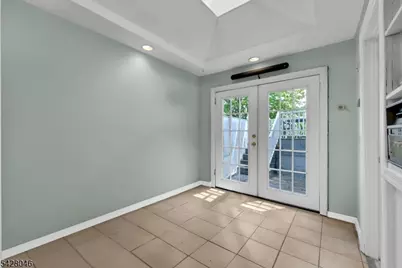 17 E Church St, Washington Boro, NJ 07882 - Photo 9