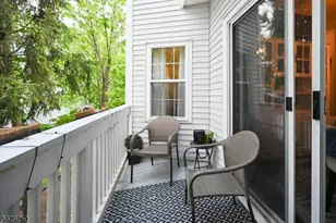 2009 Vermont Terrace, Hanover Township, NJ 07981 - Photo 19