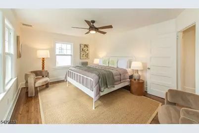 30 Wellesley Rd, Montclair, NJ 07043 - Photo 17