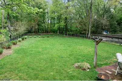 13 Fishel Rd, Edison, NJ 08820 - Photo 25