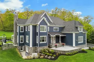 138 Oakwood Rd, Watchung, NJ 07069 - Photo 1