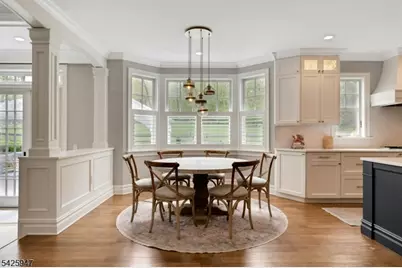 138 Oakwood Rd, Watchung, NJ 07069 - Photo 3
