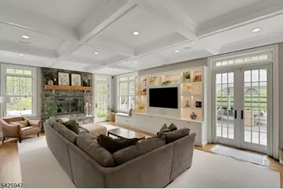 138 Oakwood Rd, Watchung, NJ 07069 - Photo 9