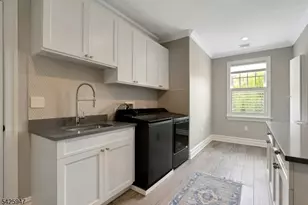 138 Oakwood Rd, Watchung, NJ 07069 - Photo 25