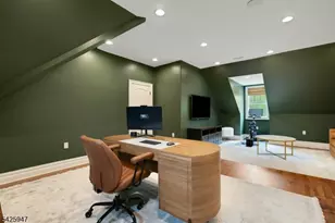 138 Oakwood Rd, Watchung, NJ 07069 - Photo 23