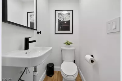 653 Ridgewood Avenue, Bloomfield, NJ 07003 - Photo 11
